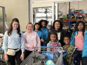 Shoppers and volunteers at the 2022 ABCs of Healthy Children Event hosted by Junior League of Columbia